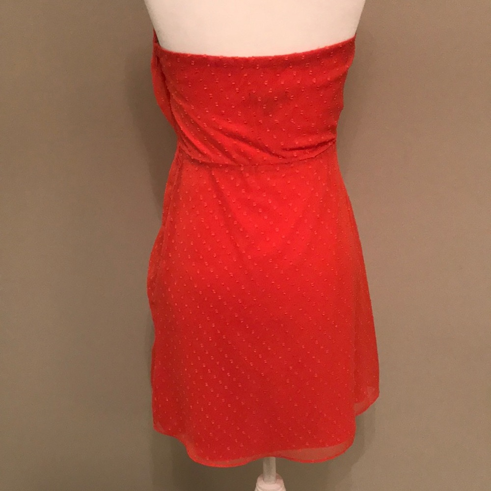 Express Strapless Dress - Picture 4 of 7
